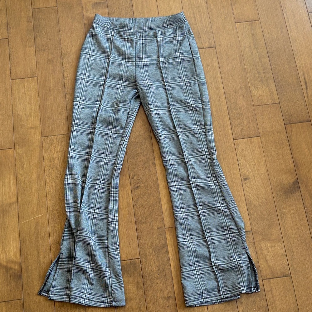 Kohl's SO Black and White Textured Pants